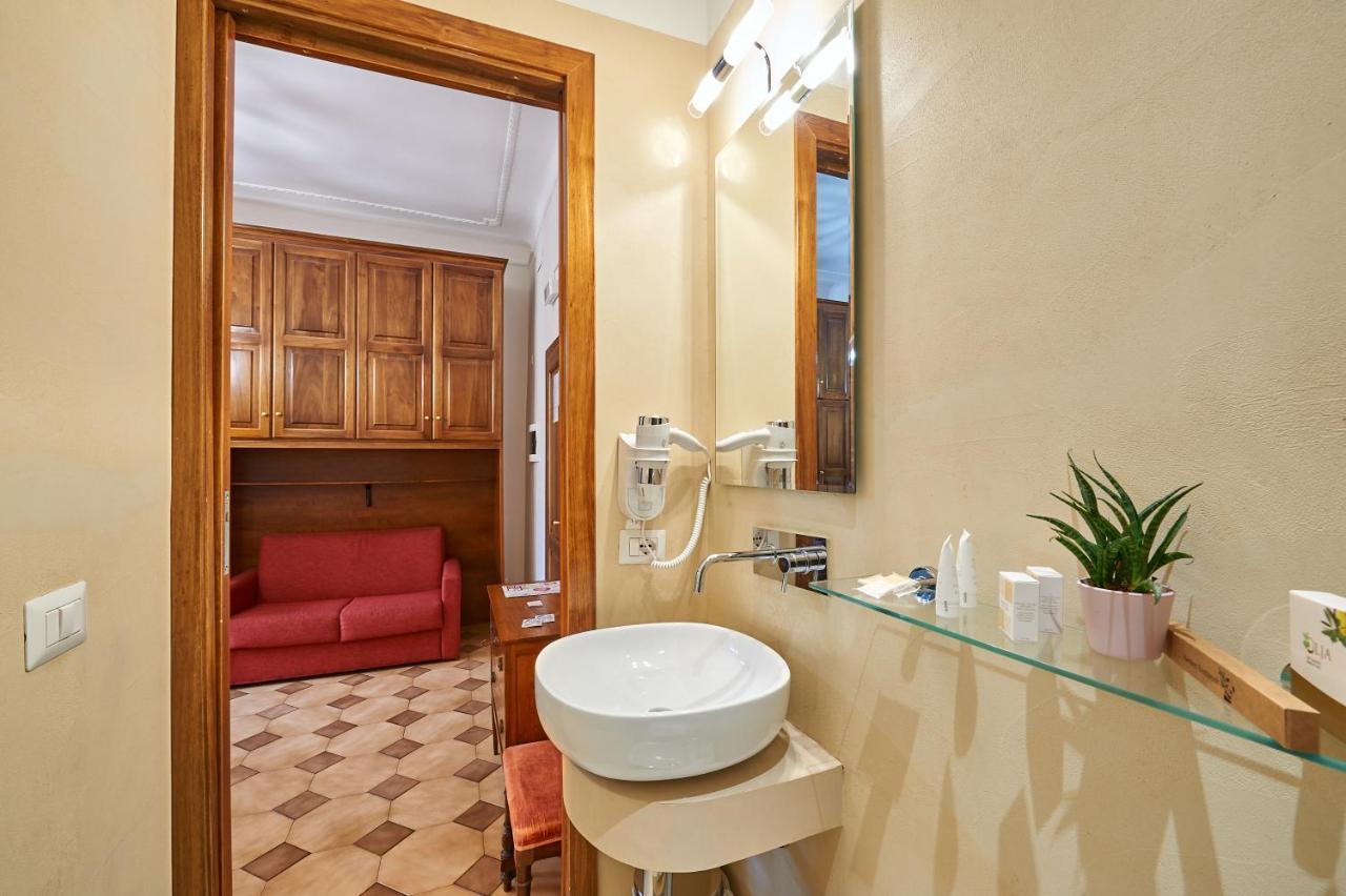 Fabrizio'S Rooms Rome Extérieur photo