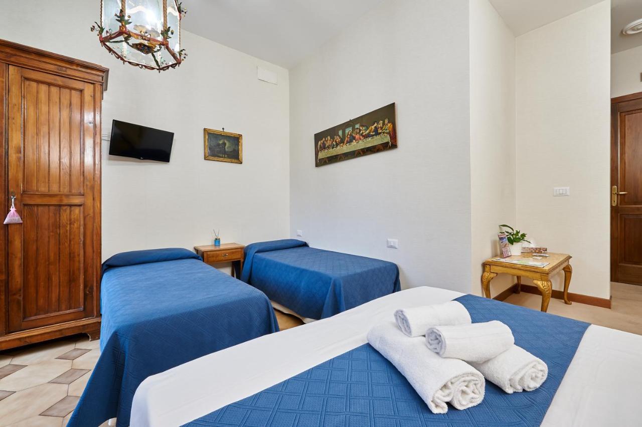 Fabrizio'S Rooms Rome Extérieur photo